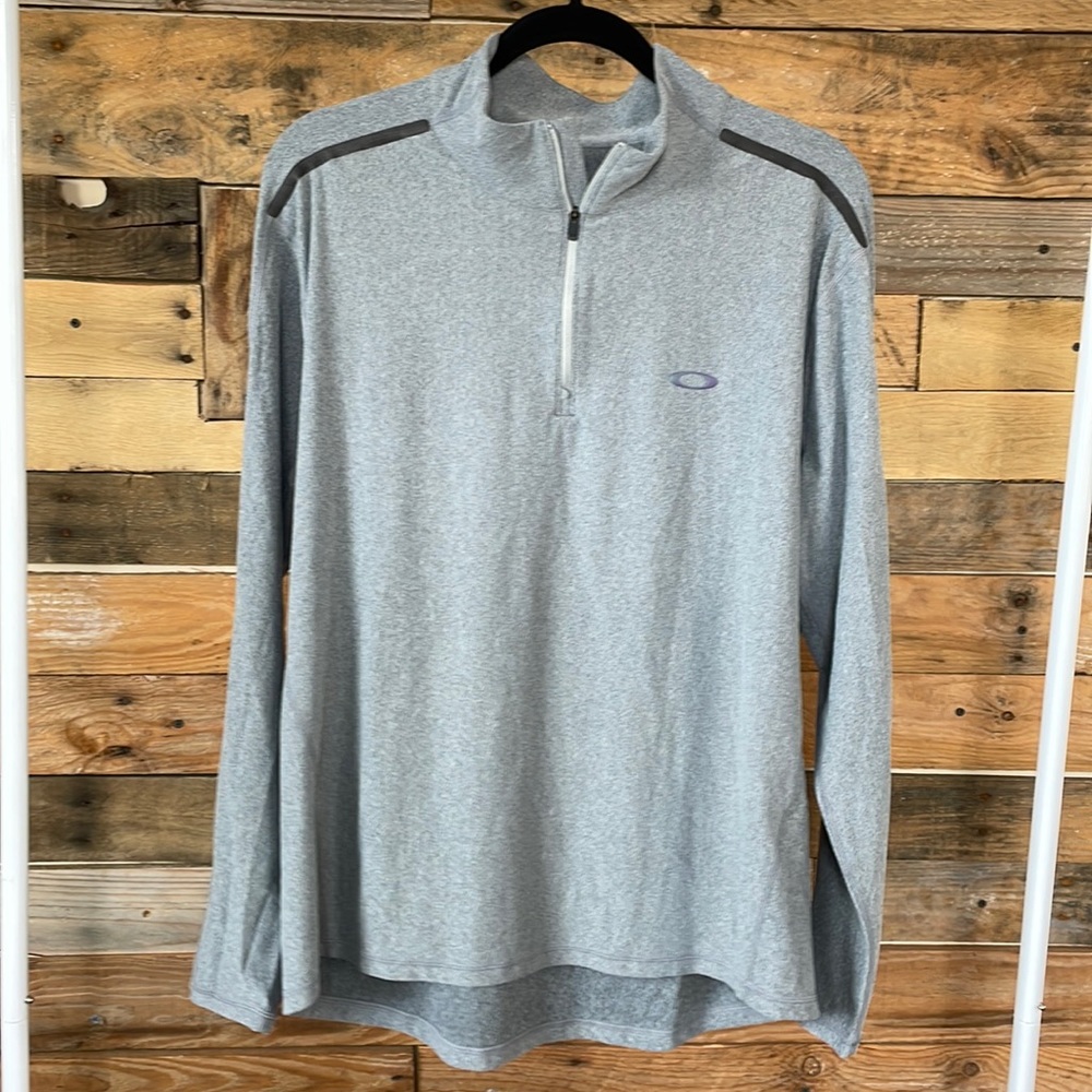 ⚡️FINAL CALL⚡️OAKLEY QUARTER-ZIP